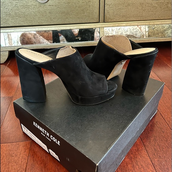 Kenneth Kole Mule | Suede 5” - Picture 2 of 6